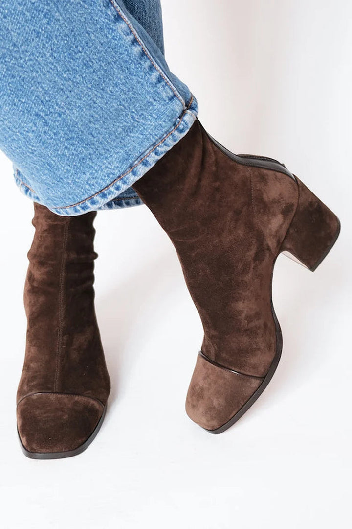 Annie Boutique| Square toe heeled boots
