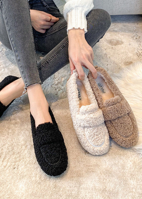 Solenne ~ warm loafers with elegant design