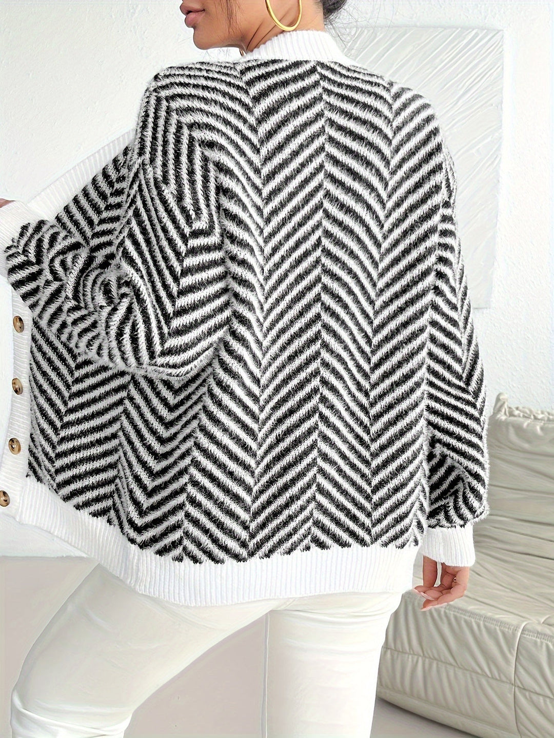 Annie Boutique™ | Monochrome Chic Cardigan